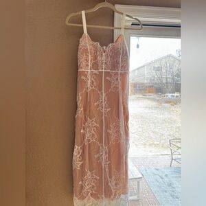 Cinq à Sept Beige and White Lace Detail